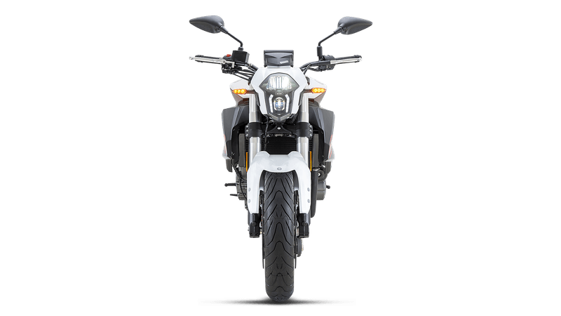 Moto Benelli TNT 600i - Color Blanco - De costado 2 - Cycles Motoshop