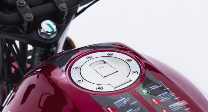 Moto Zanella RX 150 Z7 Base - Color Rojo - De costado 3 - Cycles Motoshop