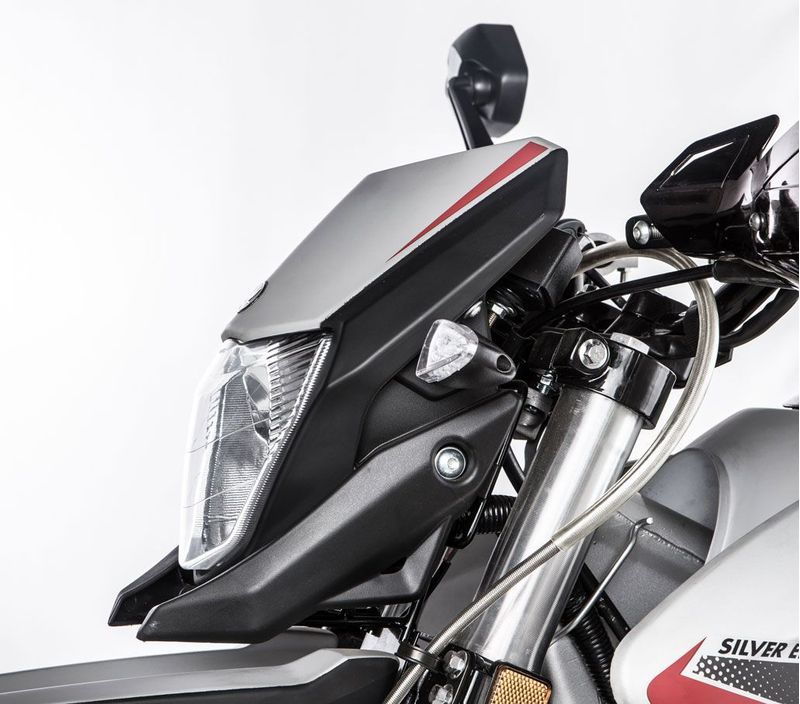 Motomel-Skua-150-Silver-Edition-Color-Gris-Cycles-Motoshop