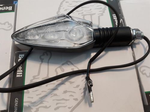 Guiño Delantero Izquierdo BN302R Benelli