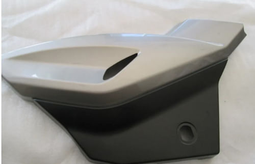 Cacha Lateral Derecha BM150 Bajaj