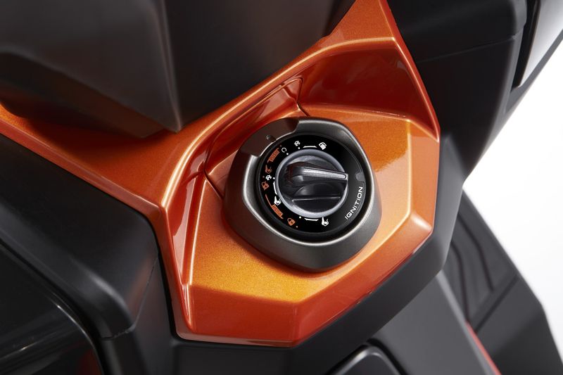 Moto-Kymco-DTX-350-Color-Naranja-Cycles-Motoshop