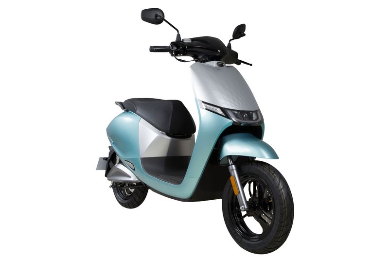 Kymco-I-One-X-Cycles-Motoshop